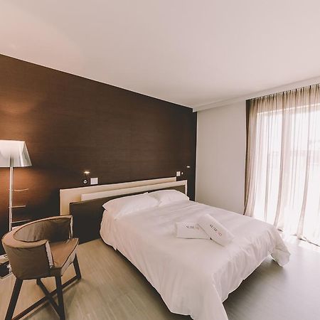Suite 10 Home Design & Spa Polignano a Mare Eksteriør billede